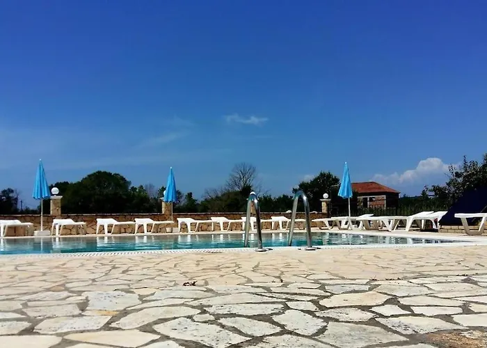 Margarita-Fondas Apartments