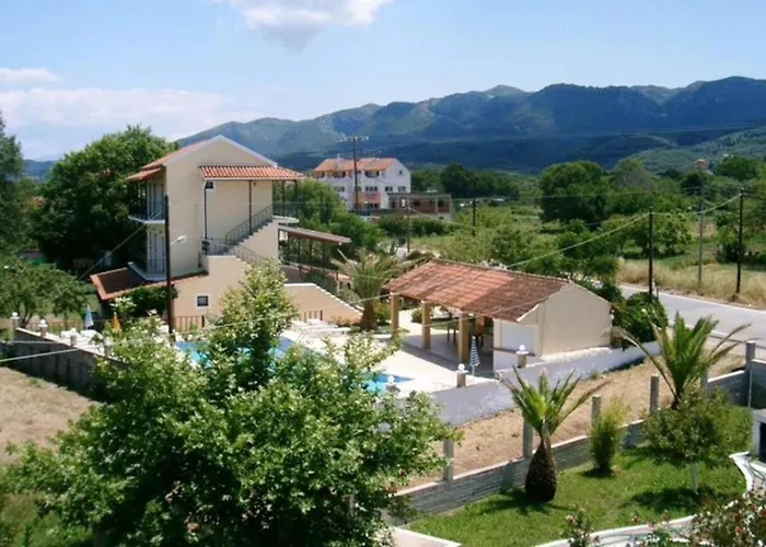 Margarita-Fondas Apartments