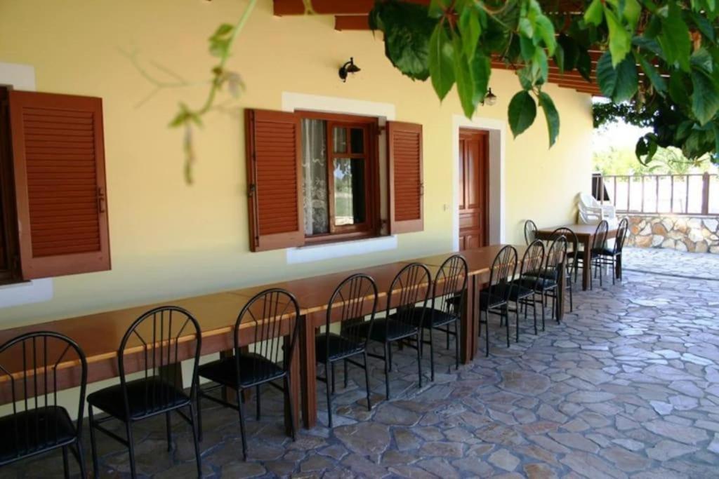 Margarita-fondas * Roda (Corfu)